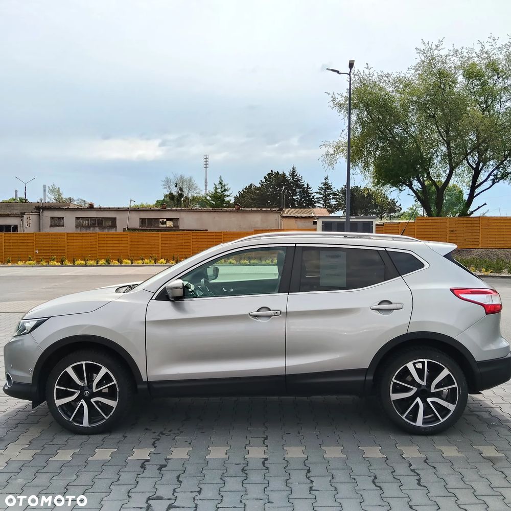 Nissan Qashqai 1.2 DIG-T Tekna EU6 - 4