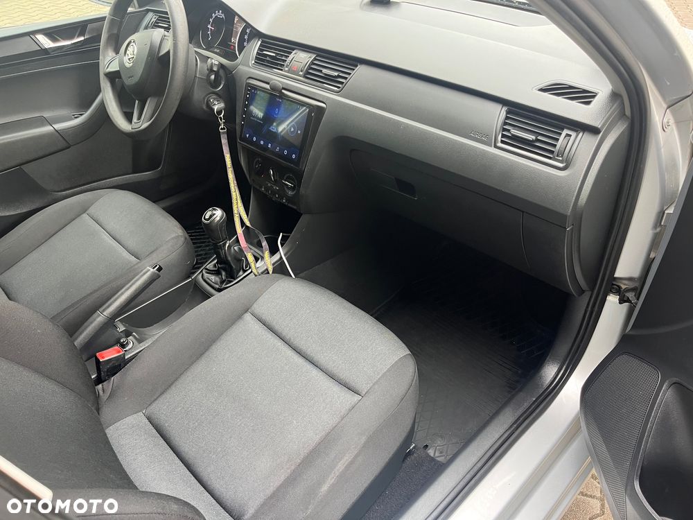 Skoda RAPID 1.6 TDI DPF Style - 6