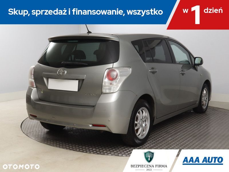 Toyota Verso - 7