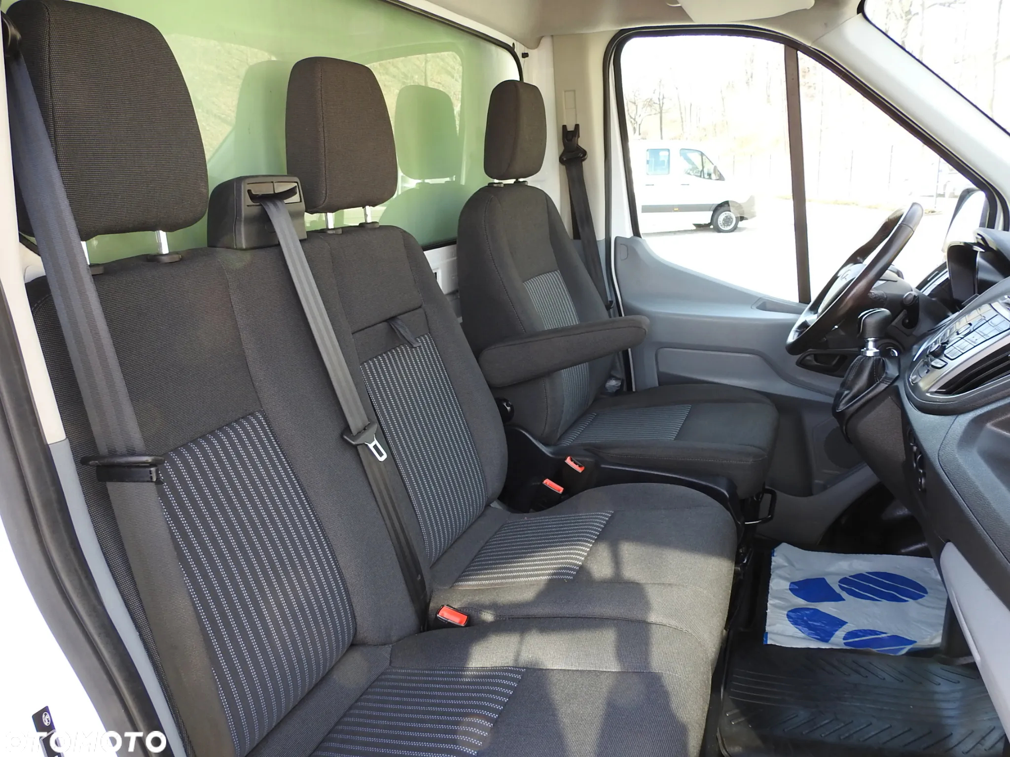 Ford TRANSIT  KONTENER WINDA 8 PALET TEMPOMAT LEDY BLIŹNIACZE KOŁA KLIMATYZACJA 170KM [ B14018 ] - 34