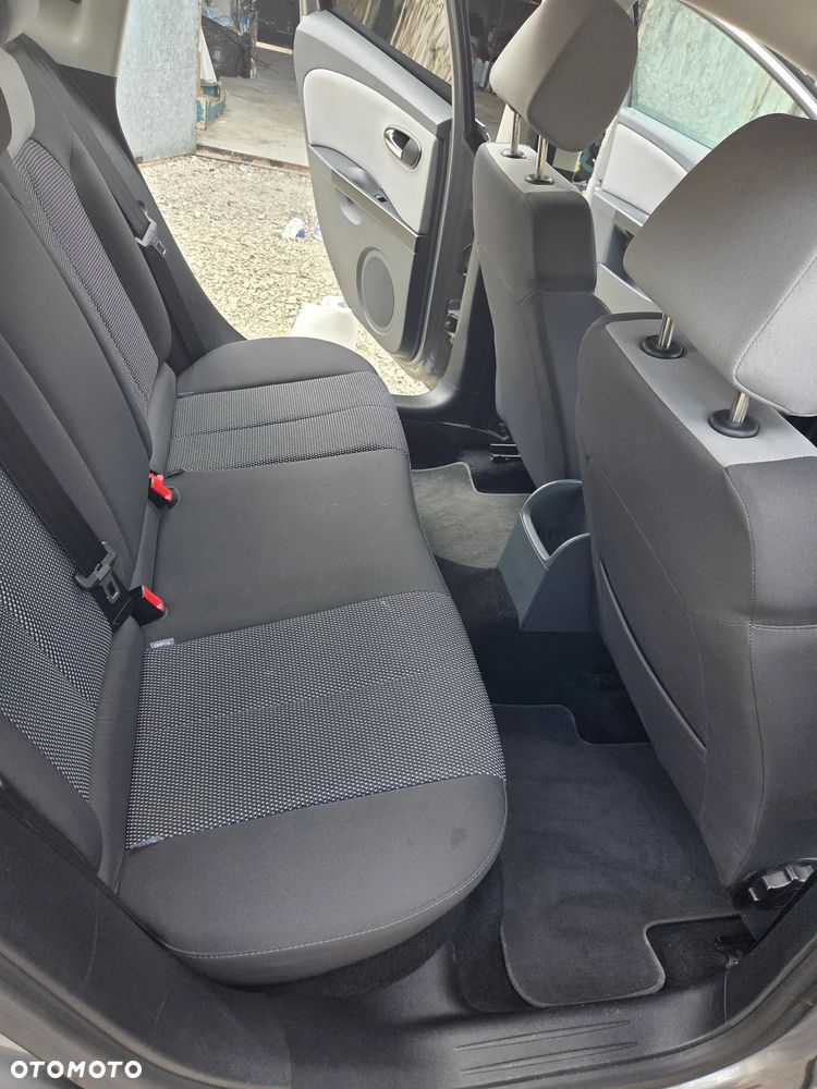 Seat Leon 1.6 Reference - 6