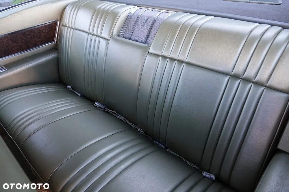 Pontiac Bonneville - 23