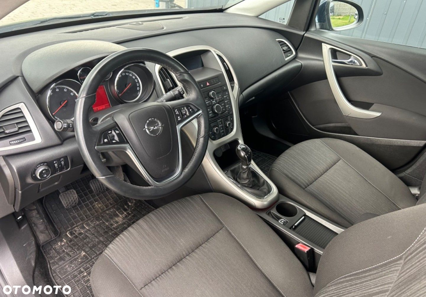 Opel Astra - 10