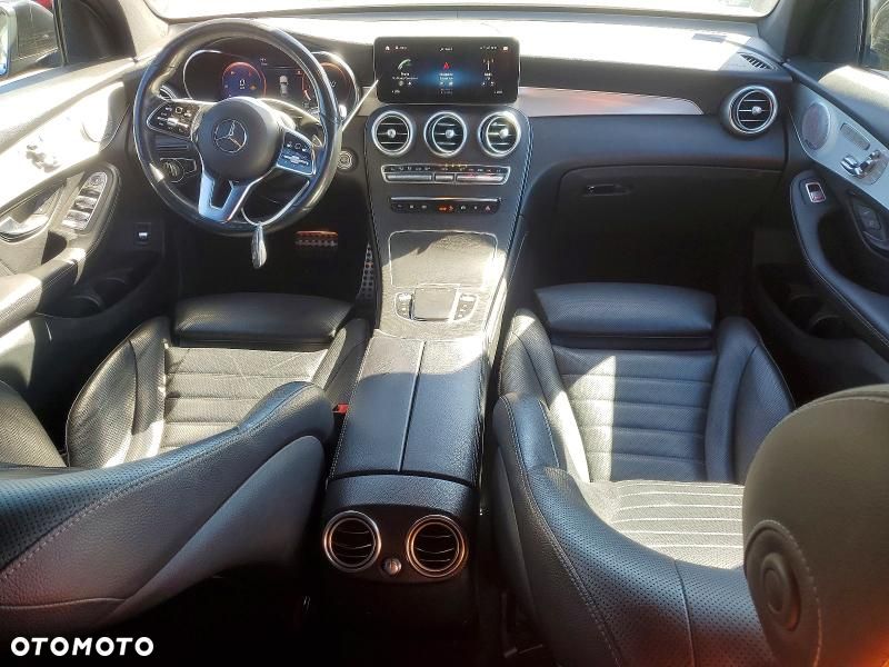 Mercedes-Benz GLC 300 4-Matic - 12