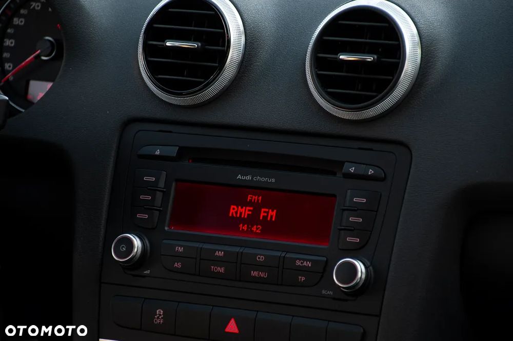 Audi A3 Sportback 1.6 Attraction - 21