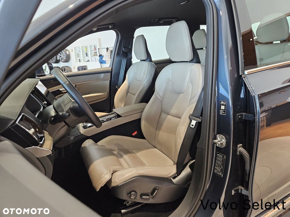 Volvo XC 90 - 12