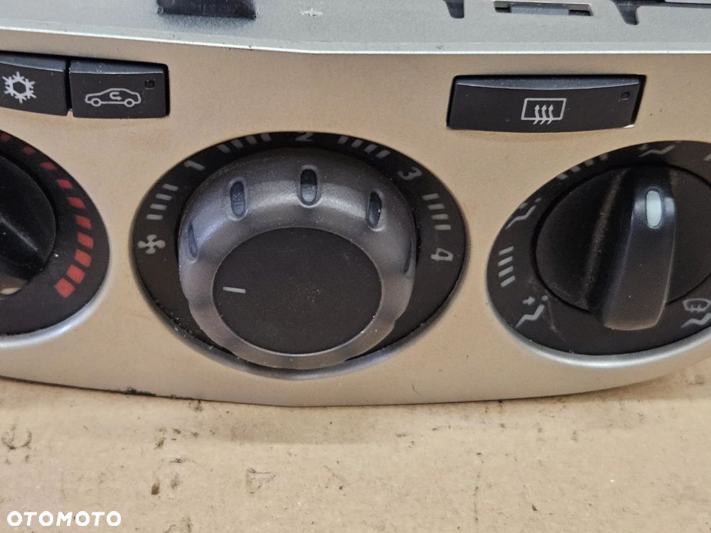 Opel Corsa D panel sterowania nawiewu dmuchawy - 2