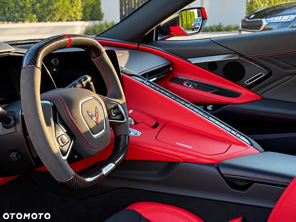 Chevrolet Corvette - 10