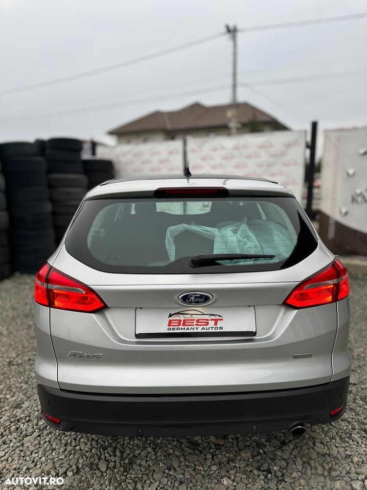 Ford Focus - 27