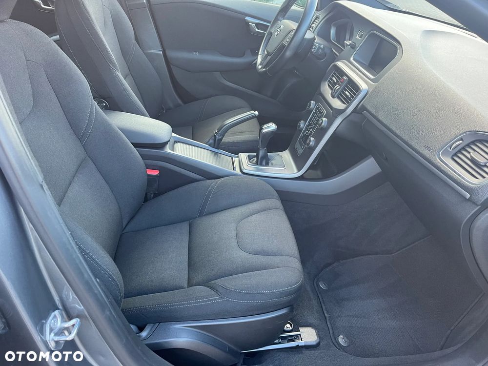 Volvo V40 T2 Drive-E Kinetic - 19