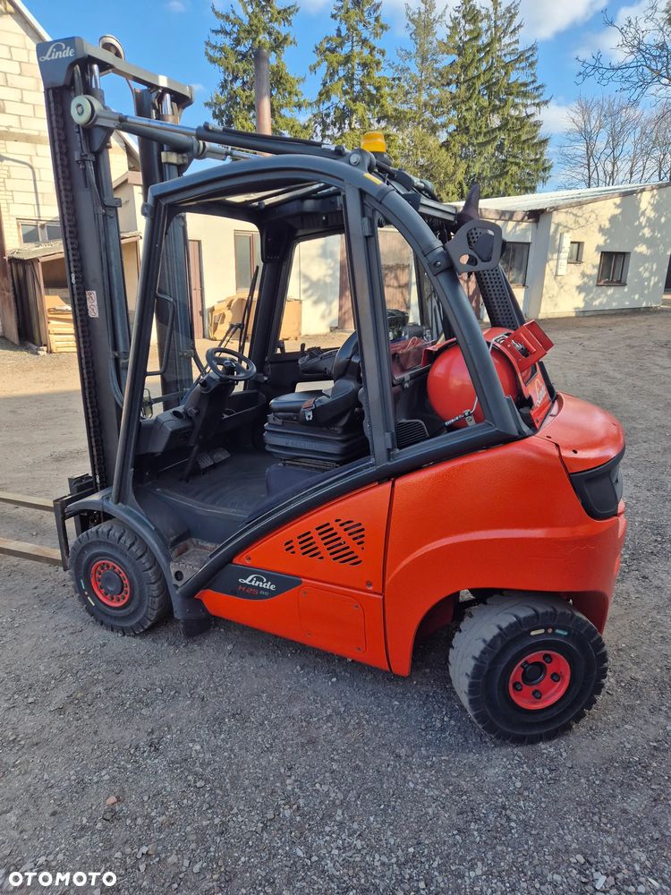 Linde H25T-02 2,5 tonowy 7200mth faktura VAT 23% - 2
