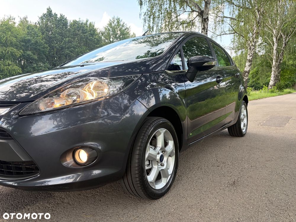 Ford Fiesta 1.4 Titanium - 11