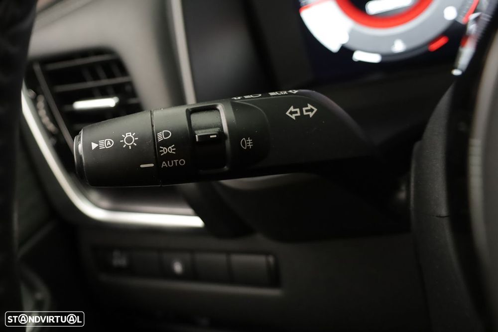 Nissan X-Trail 1.5 VC T N-Connecta 7L - 17