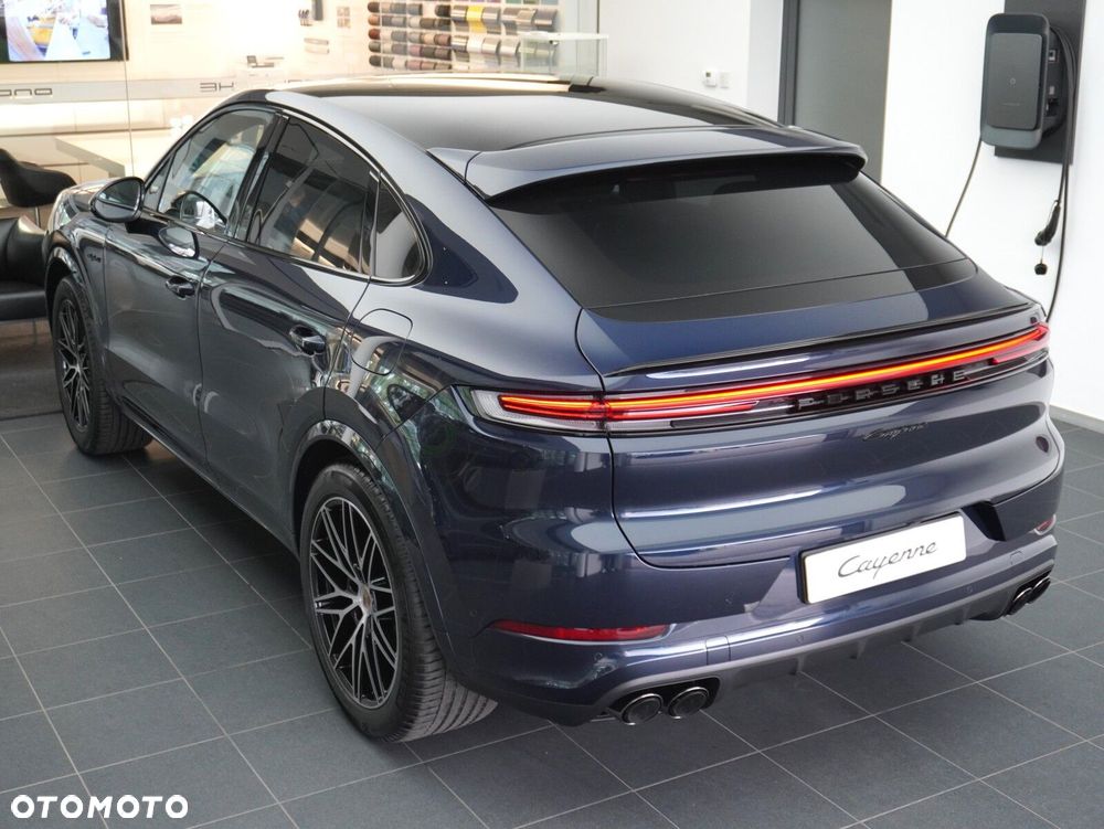 Porsche Cayenne E-Hybrid PHEV Black Edition - 18