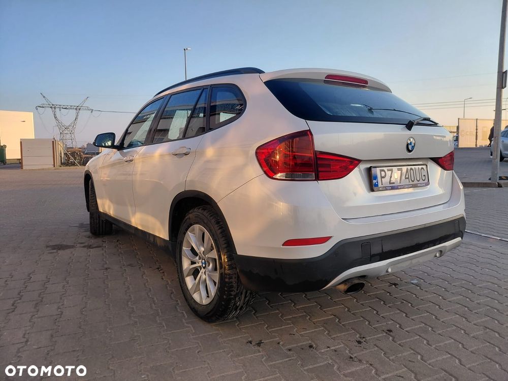 BMW X1 xDrive18d - 15