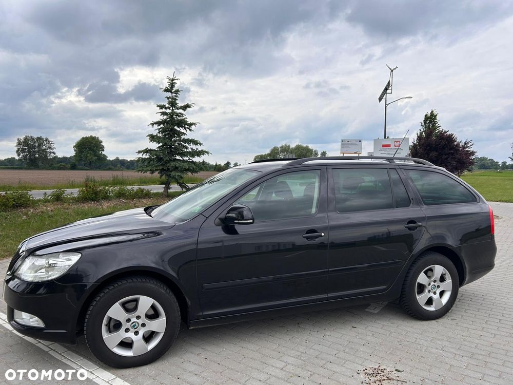 Skoda Octavia 2.0 TDI DPF Elegance DSG - 6
