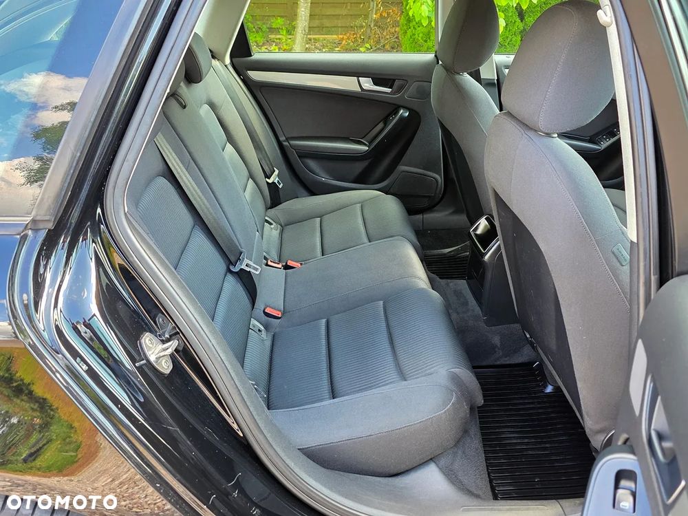 Audi A4 Avant - 28