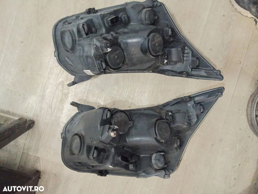 Far stanga/ dreapta Ford Transit 2.2 tdci  2013-2018 BK3113D152AF BK3113D153AF - 4