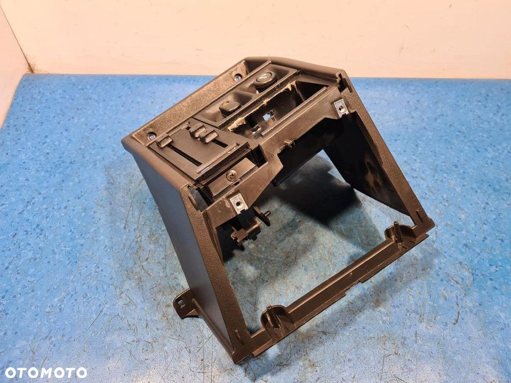 OPEL KADETT E LIFT PANEL NAWIEWU - 3