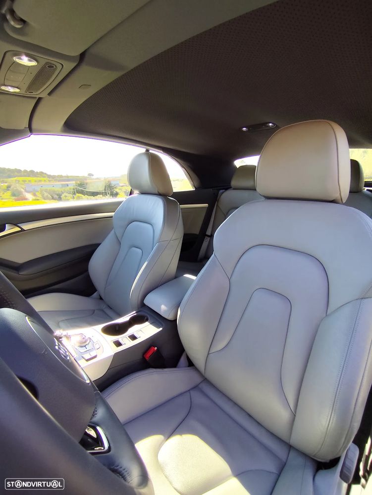 Audi A5 Cabrio 2.0 TDi S-line - 2