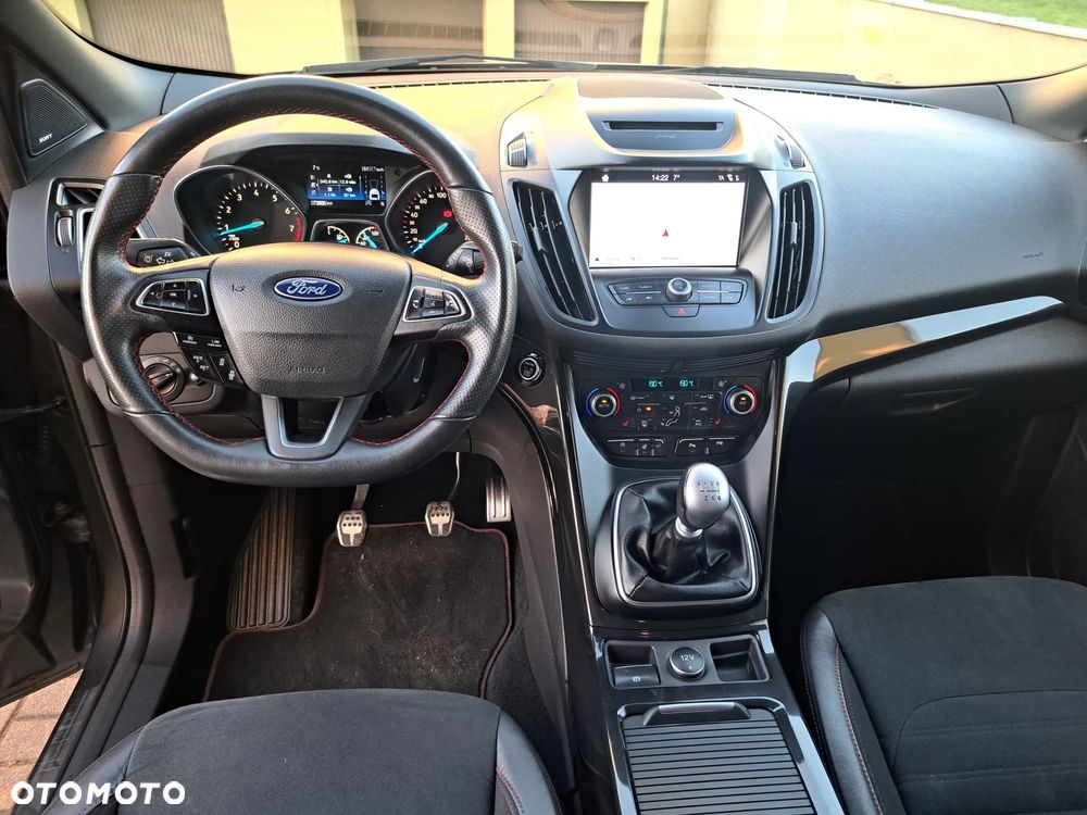 Ford Kuga - 8