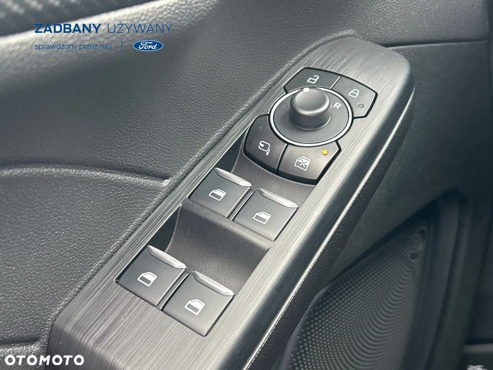 Ford Kuga 2.5 Duratec FHEV ST-LINE - 23