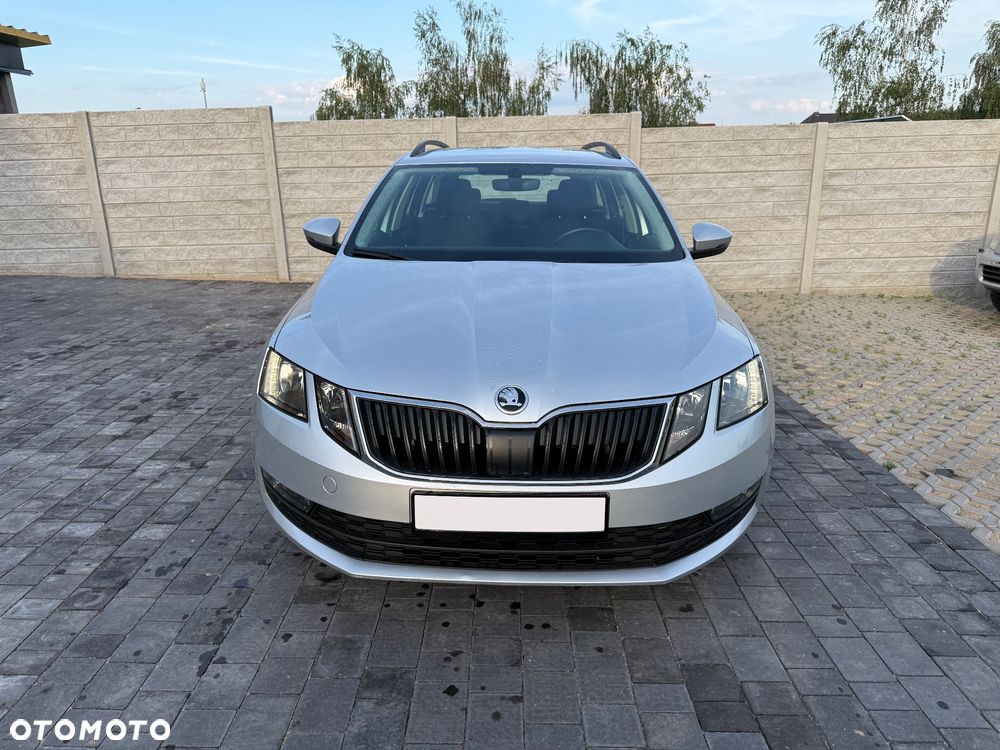 Skoda Octavia - 3