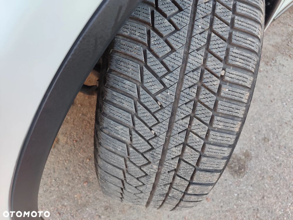 Infiniti Q70 3.0d S - 9