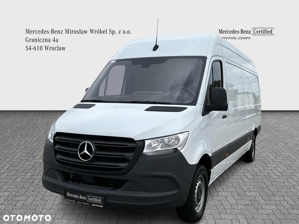 Mercedes-Benz Sprinter - 2