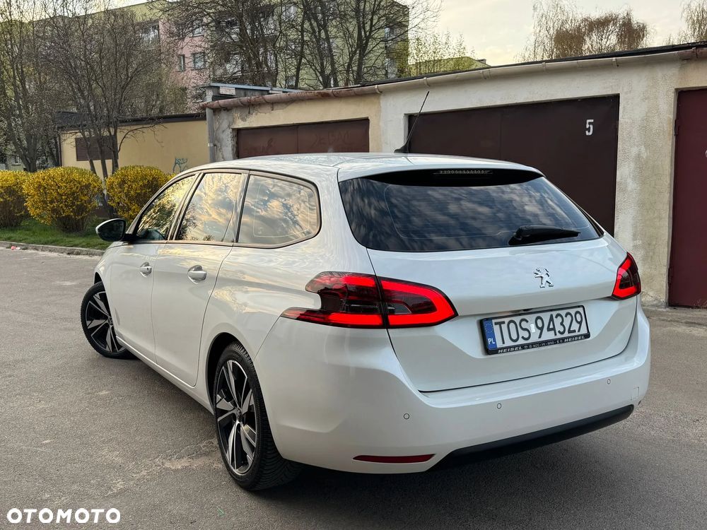 Peugeot 308 1.6 e-HDi Allure S&S - 4