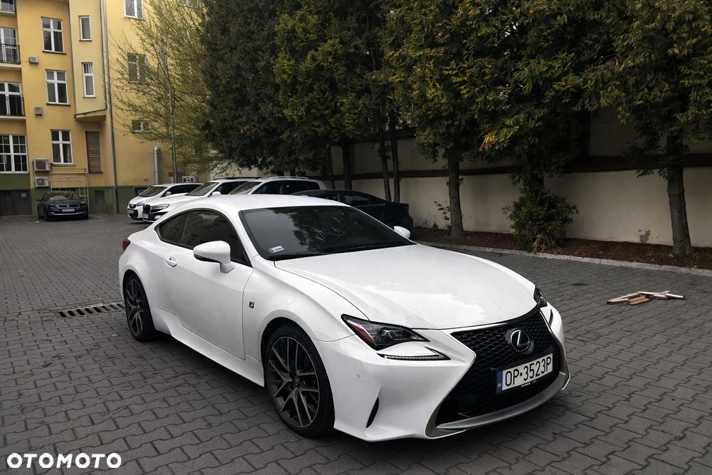 Lexus RC 200t / 300 F Sport - 1