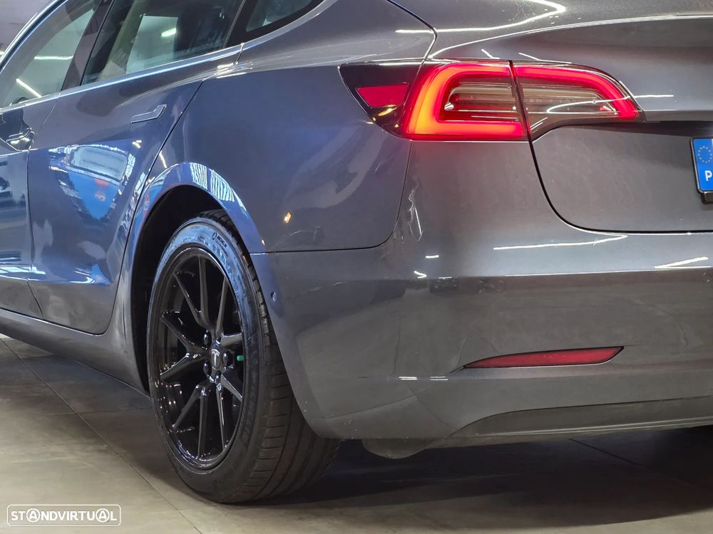Tesla Model 3 Standard Range Plus RWD - 31