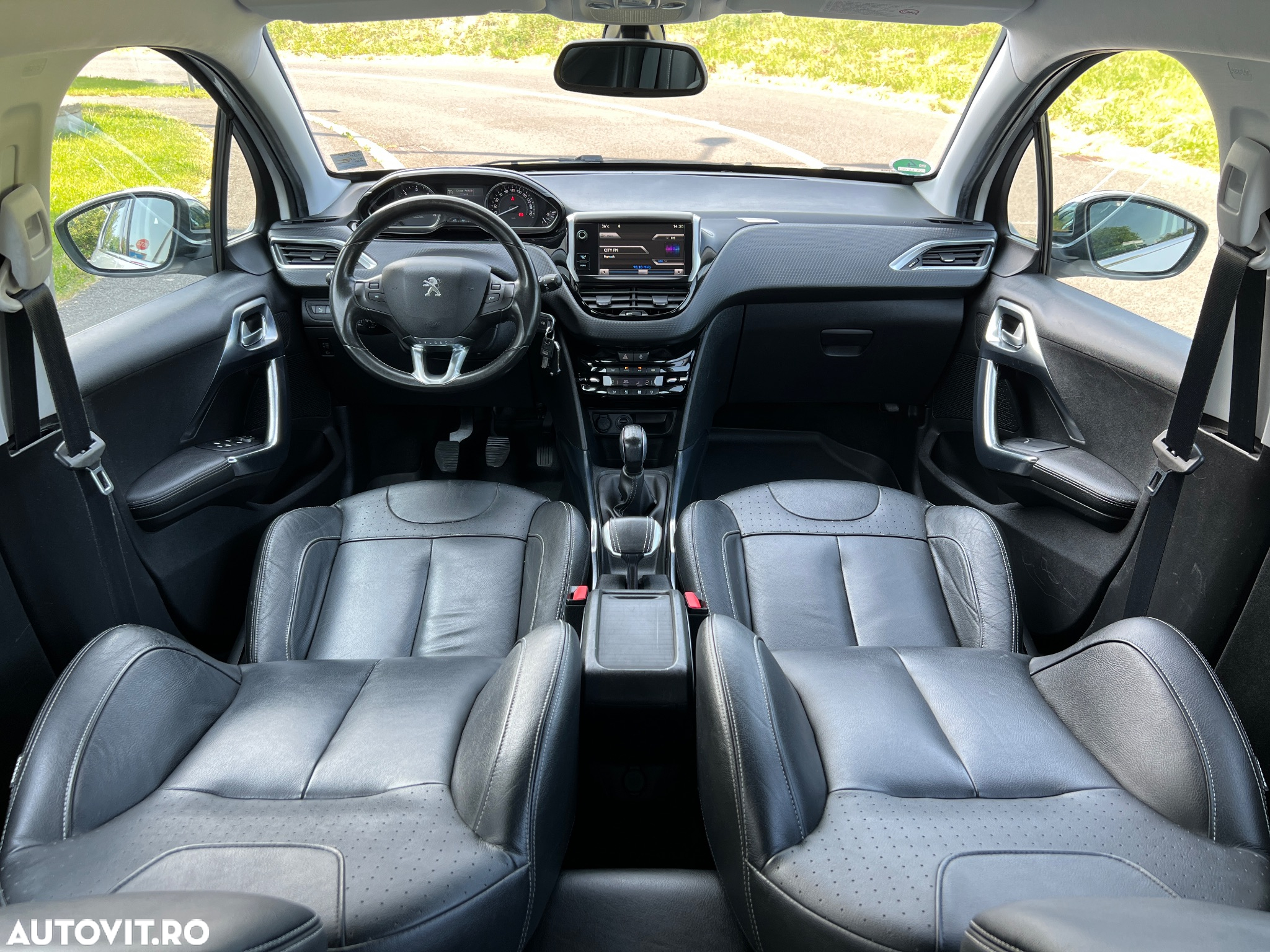 Peugeot 2008 BlueHDi FAP 120 STOP & START Crossway - 8
