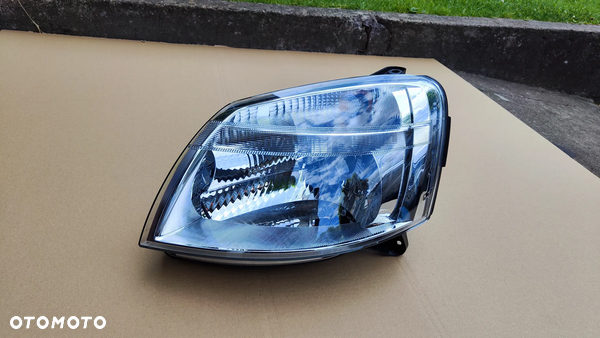 Citroen Berlingo I Lift 02-08 Lampa Przód Lewa Nieklejona