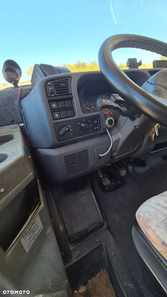 Eura Mobil 555 - 10