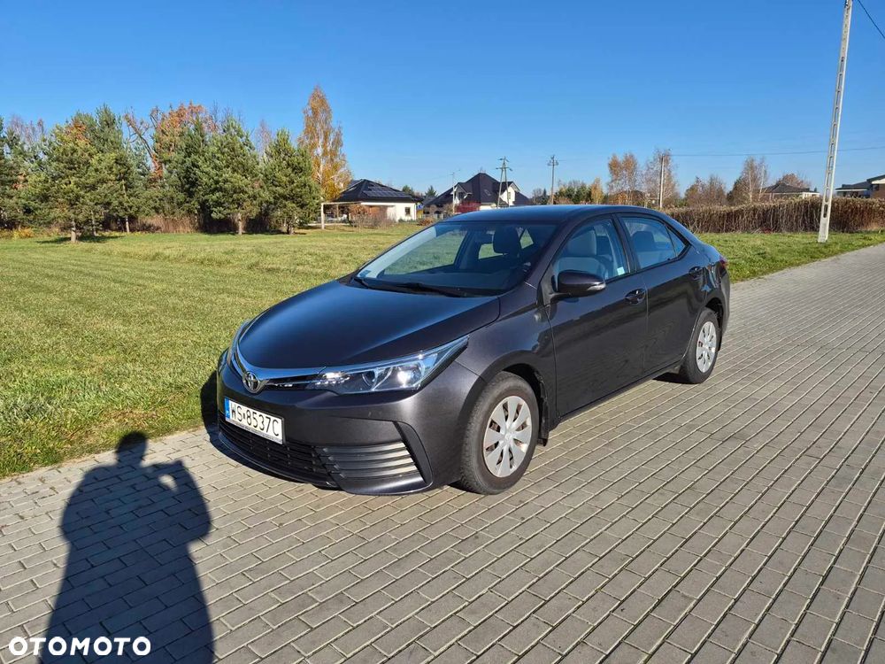 Toyota Corolla 1.6 Classic Plus - 1