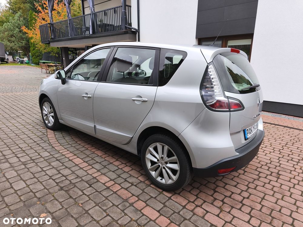 Renault Scenic 1.6 16V 110 Authentique - 14