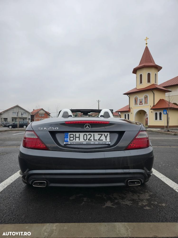 Mercedes-Benz SLK - 19