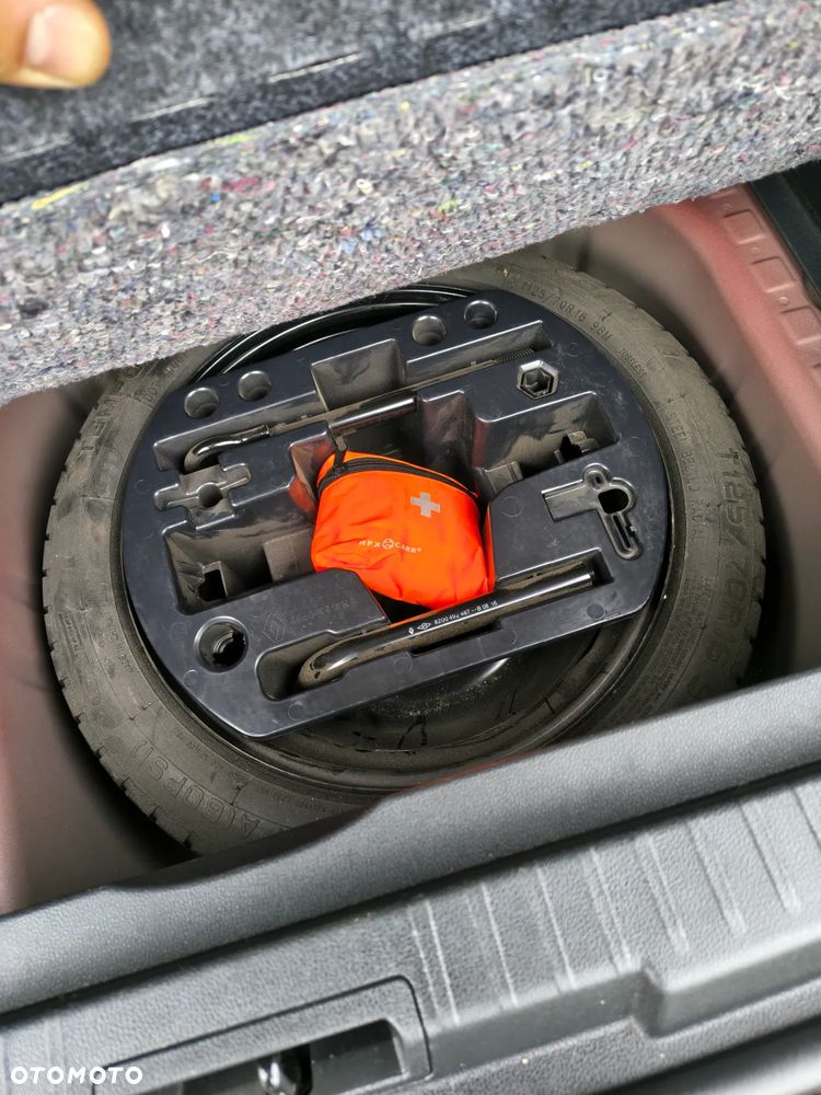 Renault Captur ENERGY TCe 120 Bose Edition - 16