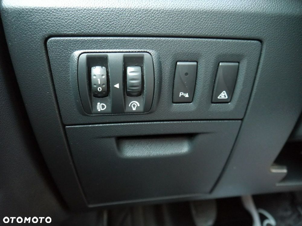 Renault Laguna 2.0 Authentique - 31