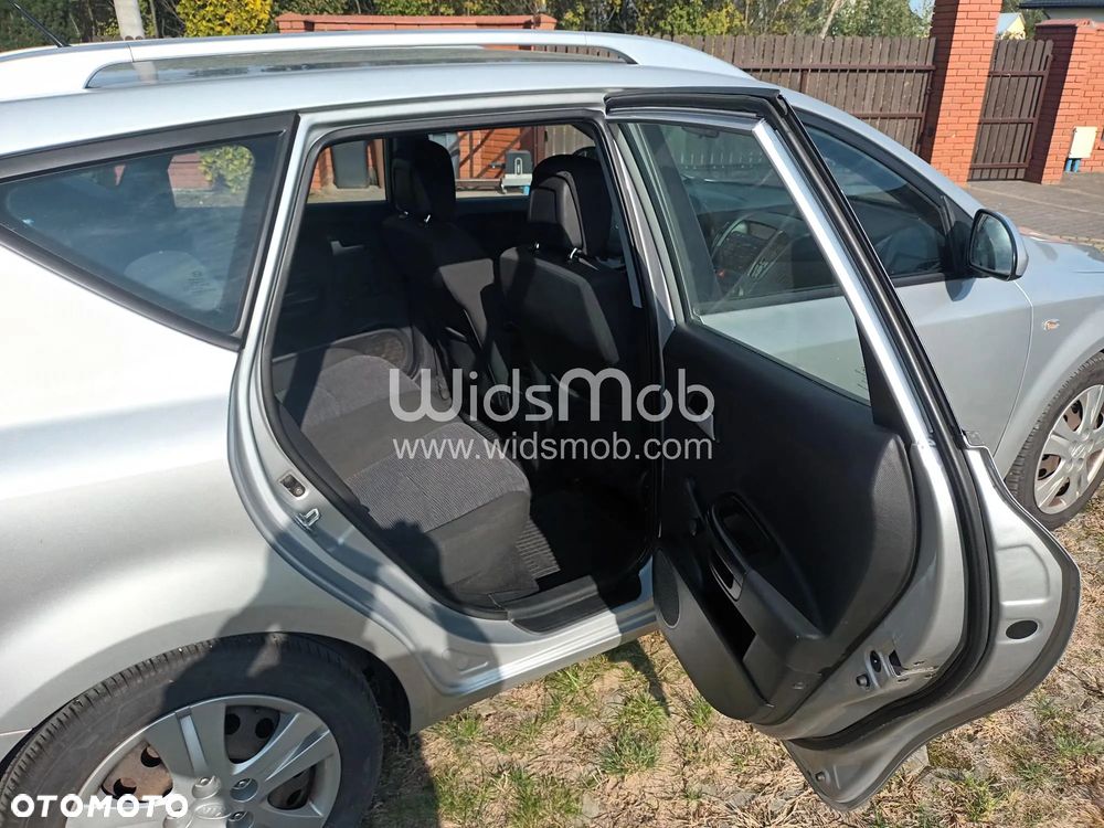Kia Ceed - 12
