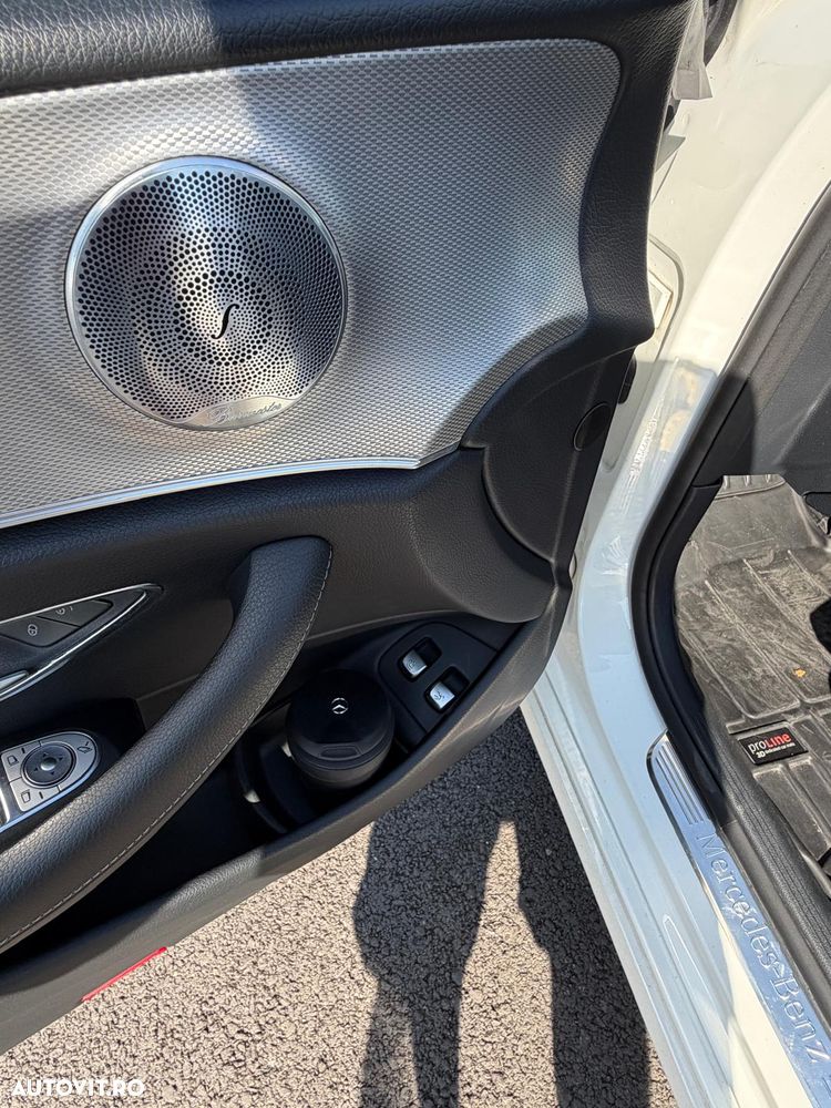 Mercedes-Benz E 220 d 9G-TRONIC - 11