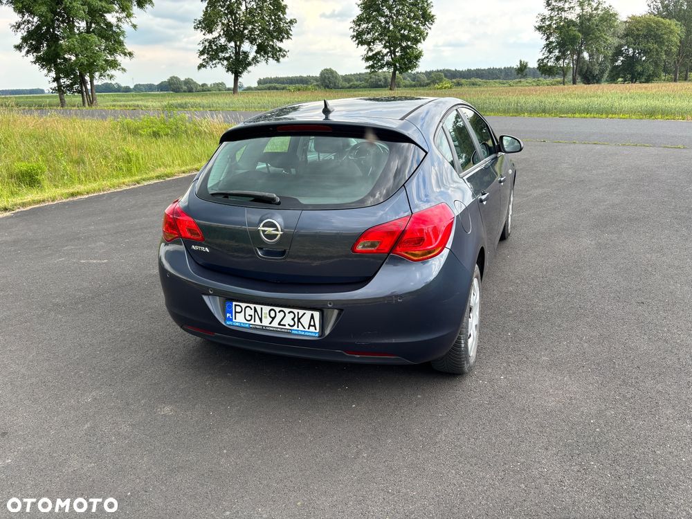 Opel Astra 1.6 Cosmo - 6