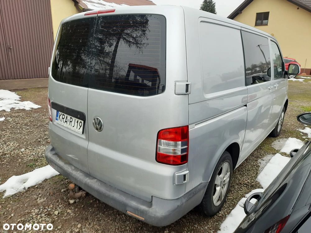 Volkswagen Transporter T5 - 4