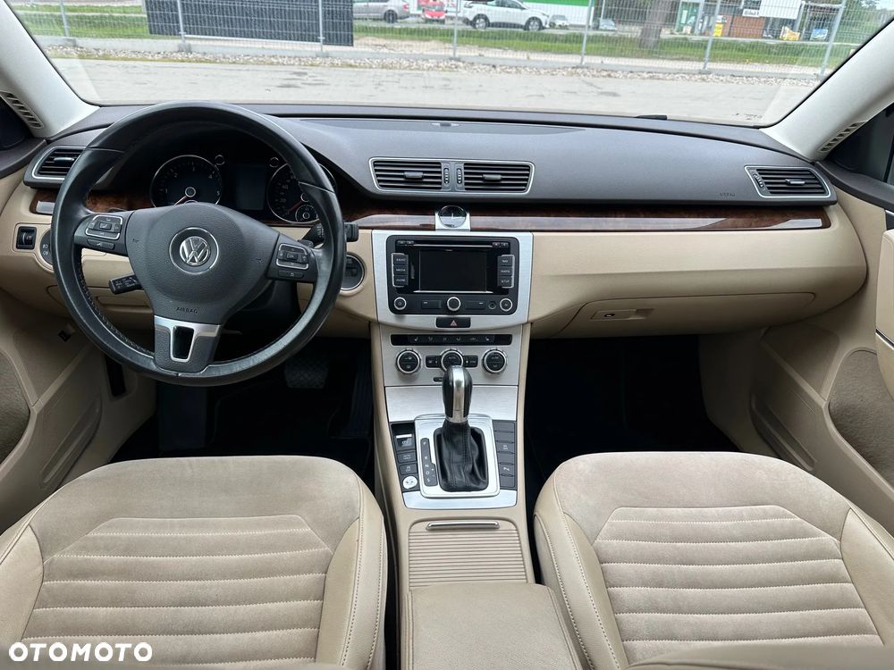 Volkswagen Passat - 9