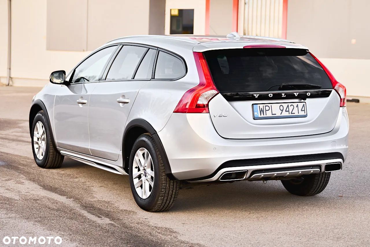 Volvo V60 Cross Country D3 Geartronic Momentum - 7