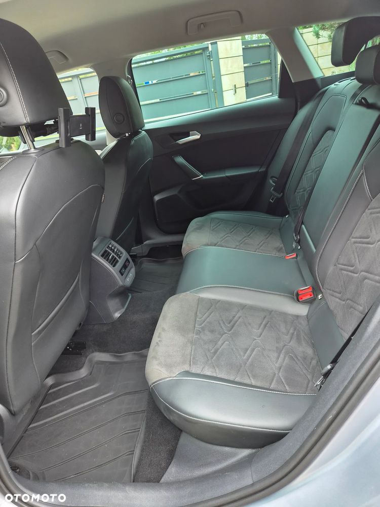 Seat Leon 1.5 eTSI Xcellence DSG - 13