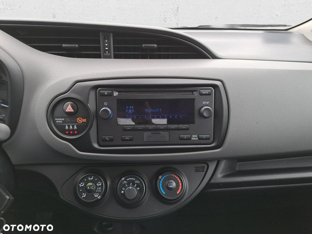 Toyota Yaris - 17