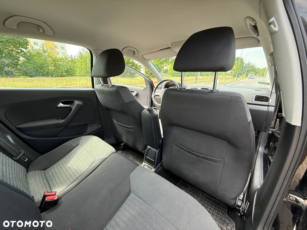 Volkswagen Polo 1.2 12V Comfortline - 26