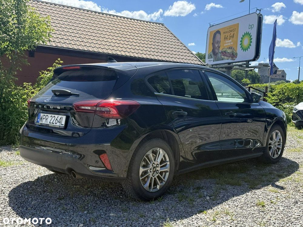 Ford Focus 1.0 EcoBoost Titanium - 4
